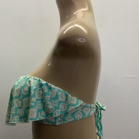 O’Neill Size Large Ruffle Strapless Bikini Top With Padding. New Without Tag - Picture 5 of 7